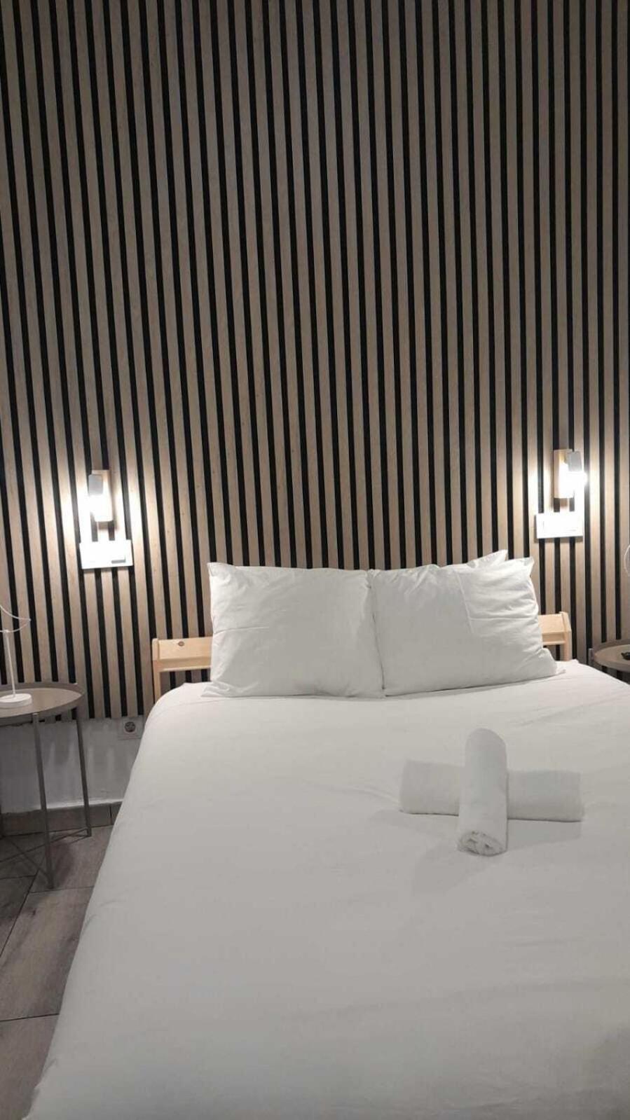 Apartamentos Tetuan Madrid Szoba fotó