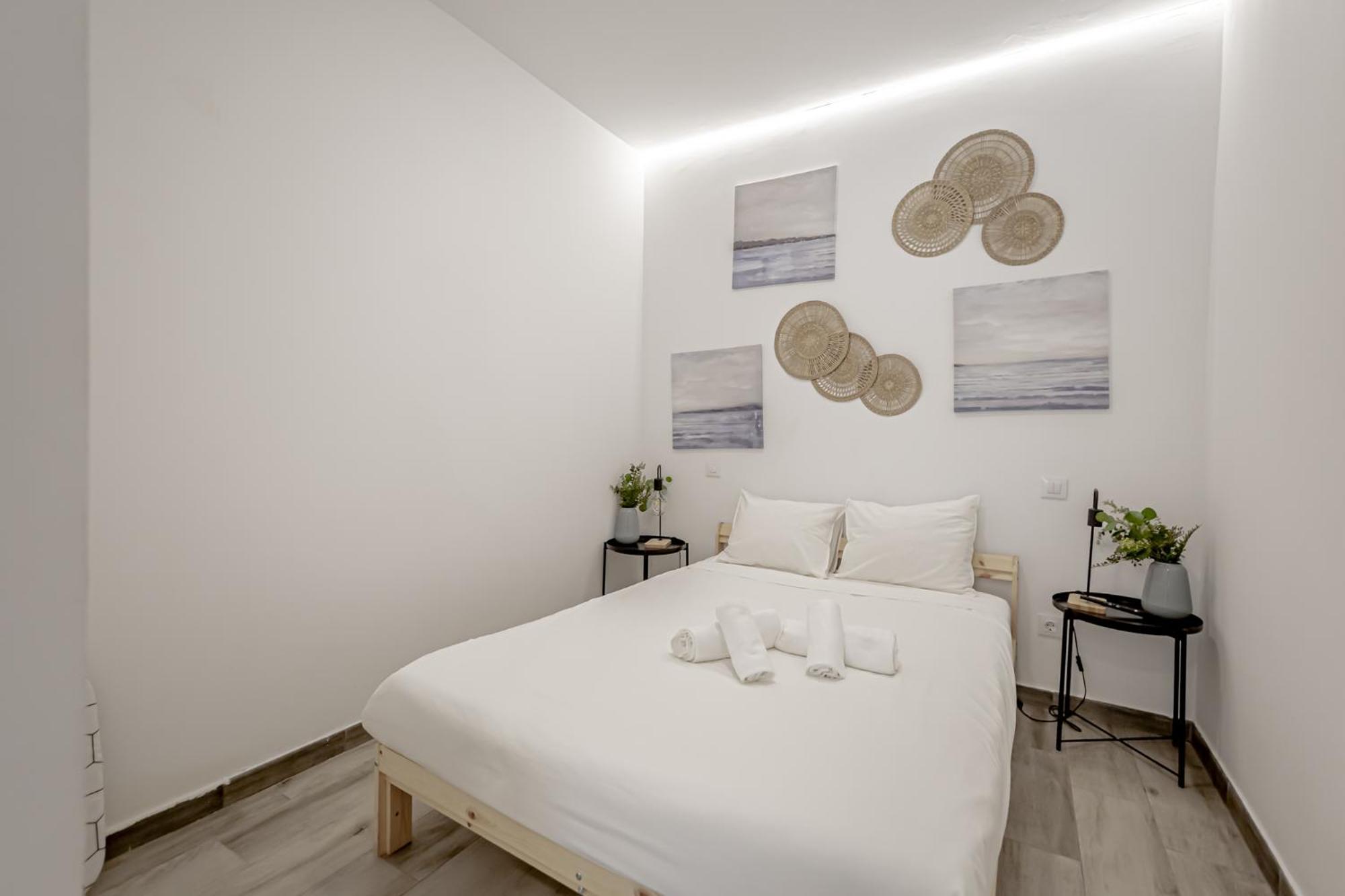 Apartamentos Tetuan Madrid Szoba fotó