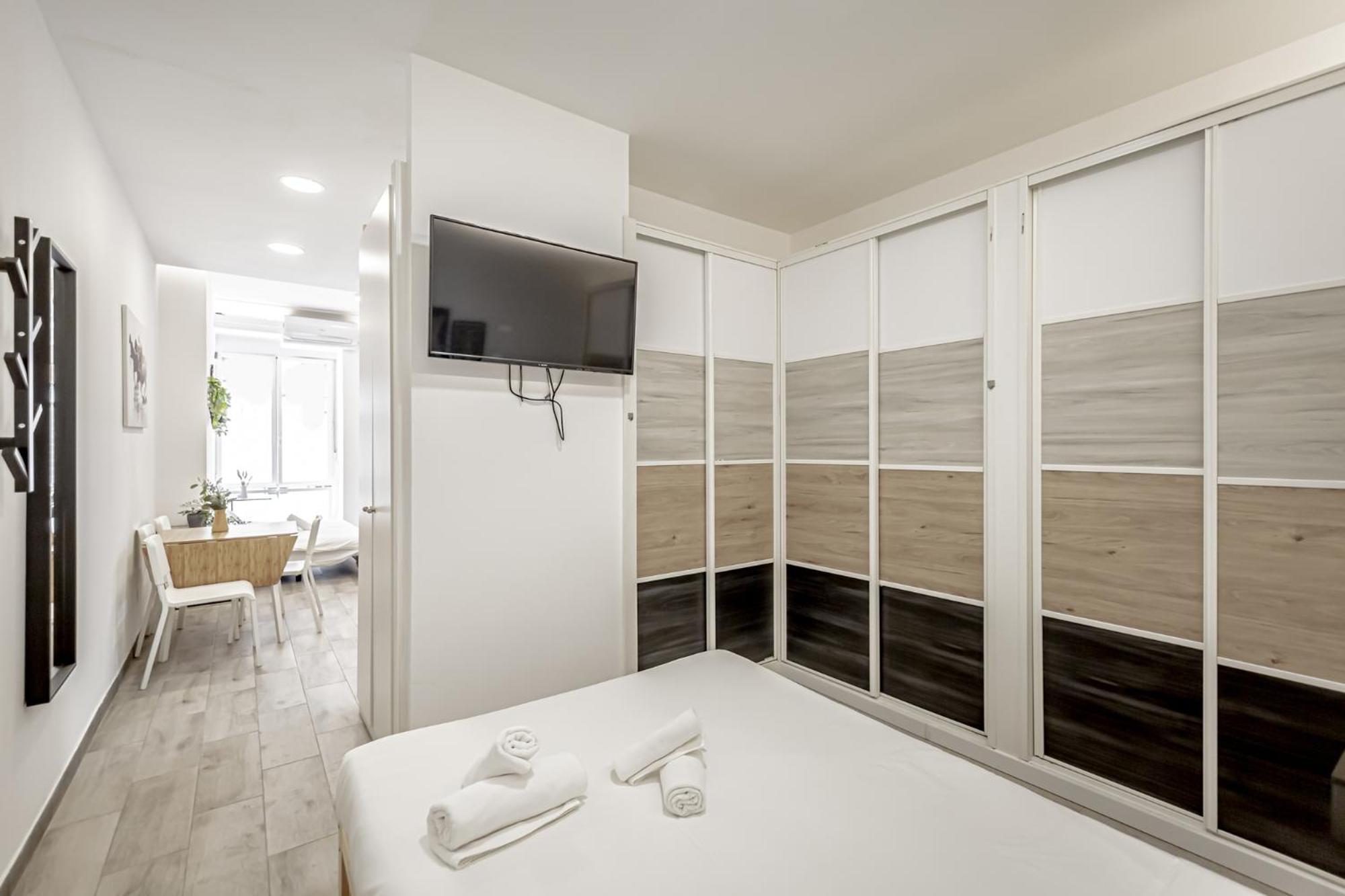 Apartamentos Tetuan Madrid Szoba fotó