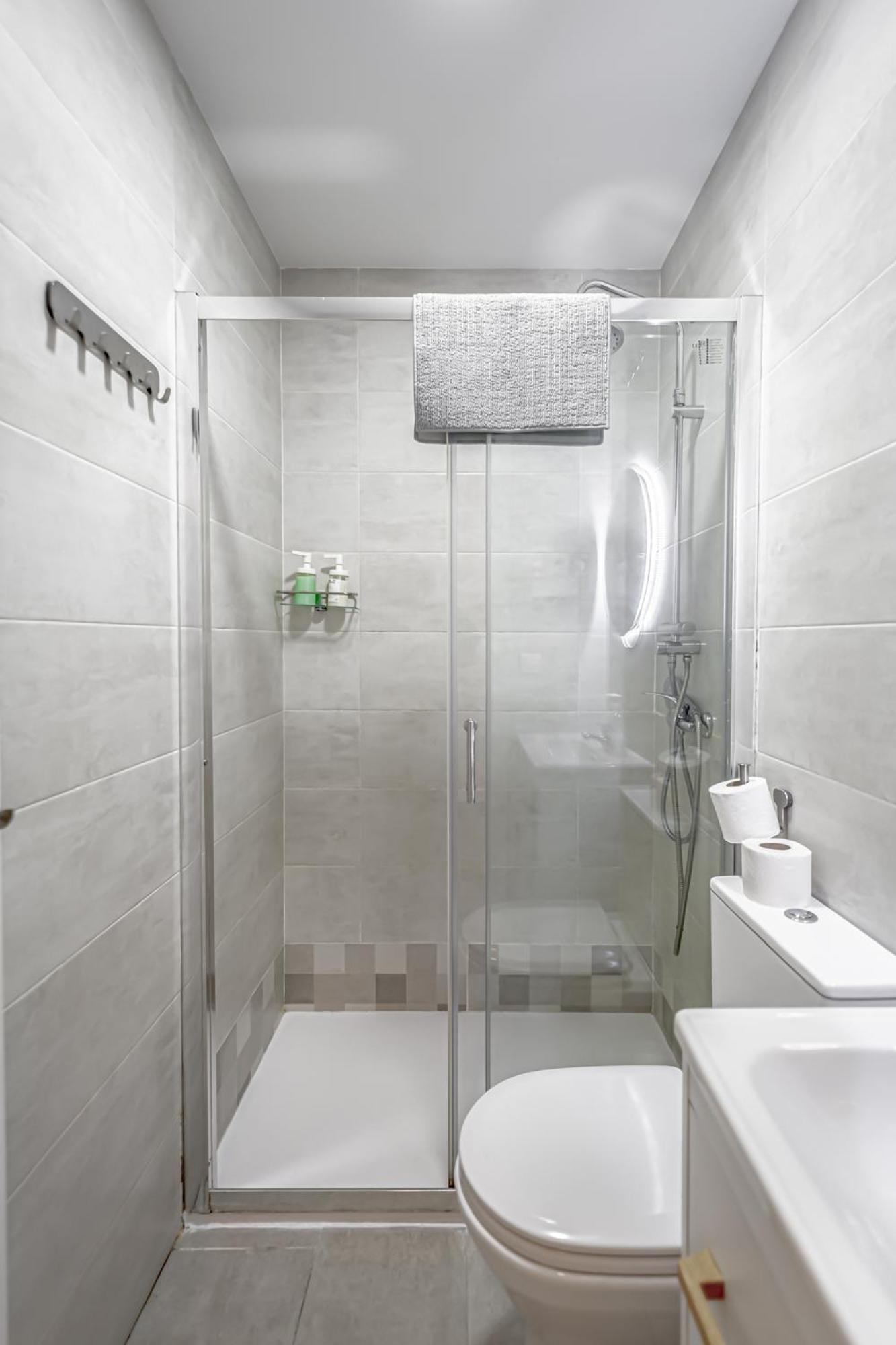 Apartamentos Tetuan Madrid Szoba fotó